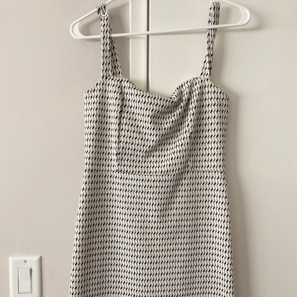 AQUA white embroidered body-con dress